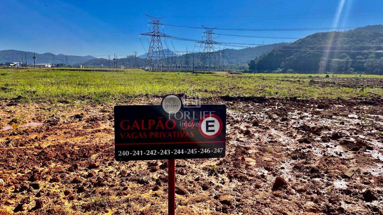 Terreno à venda no Belchior Baixo: 
