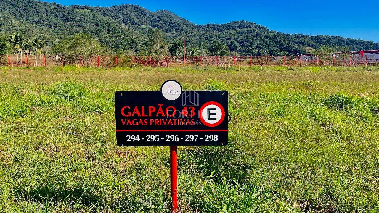 Terreno à venda no Belchior Baixo: 