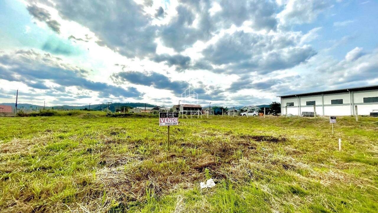 Terreno à venda no Figueira: 