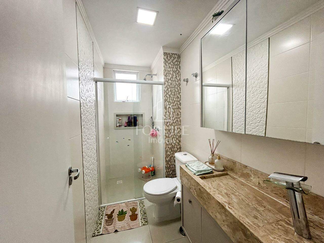 Apartamento à venda no Margem Esquerda: 