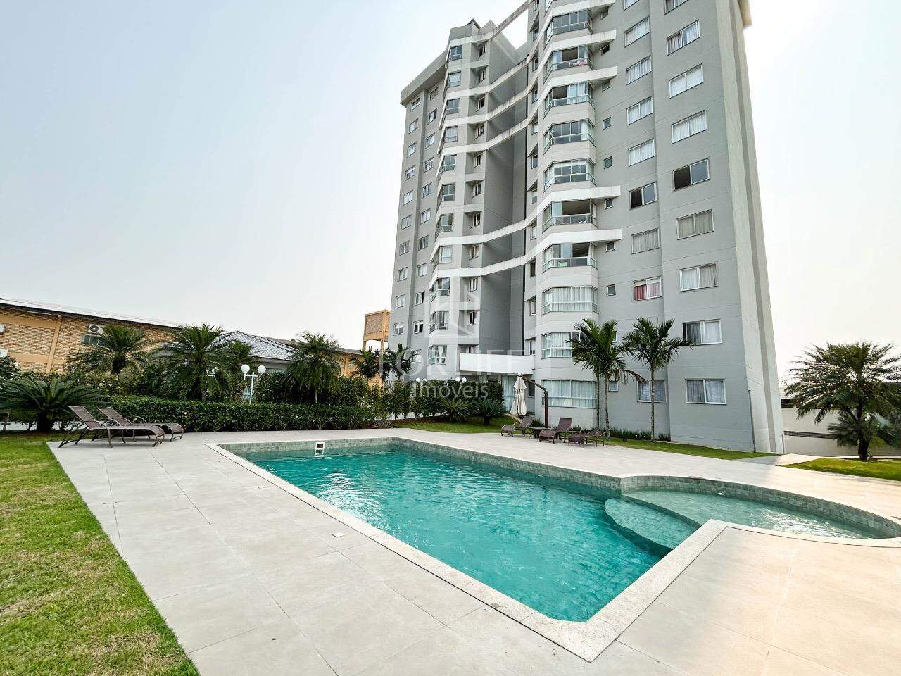 Apartamento à venda no Margem Esquerda: 