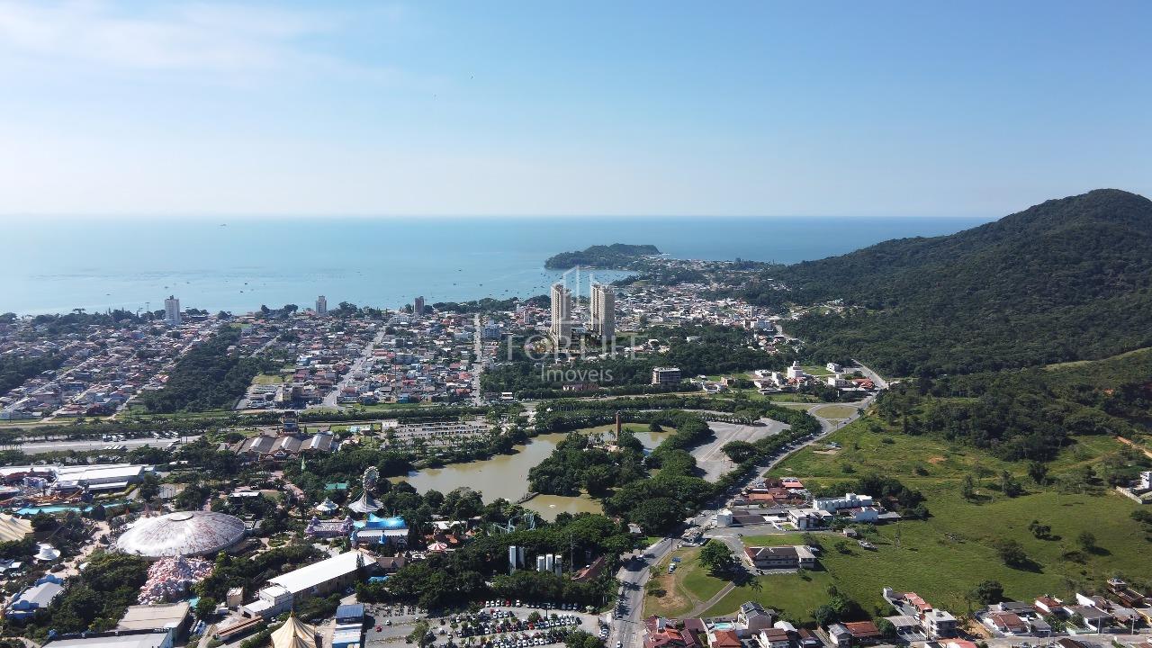 Apartamento à venda no Armação: 