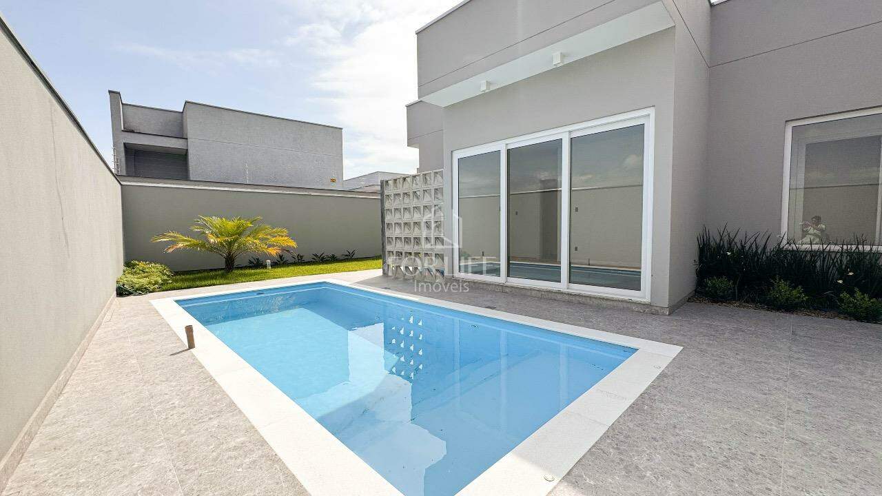 Casa à venda no Santa Terezinha: 