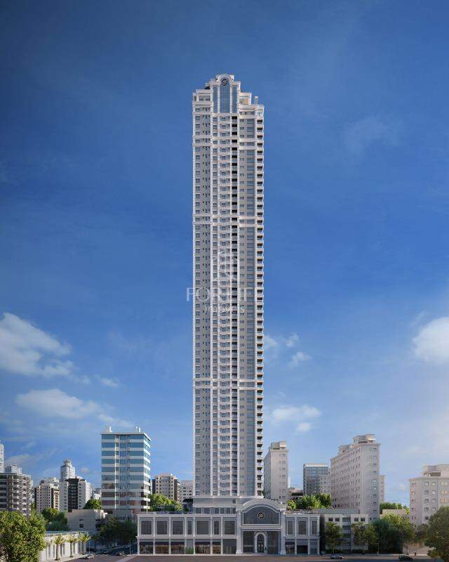 Apartamento à venda no Meia Praia: 