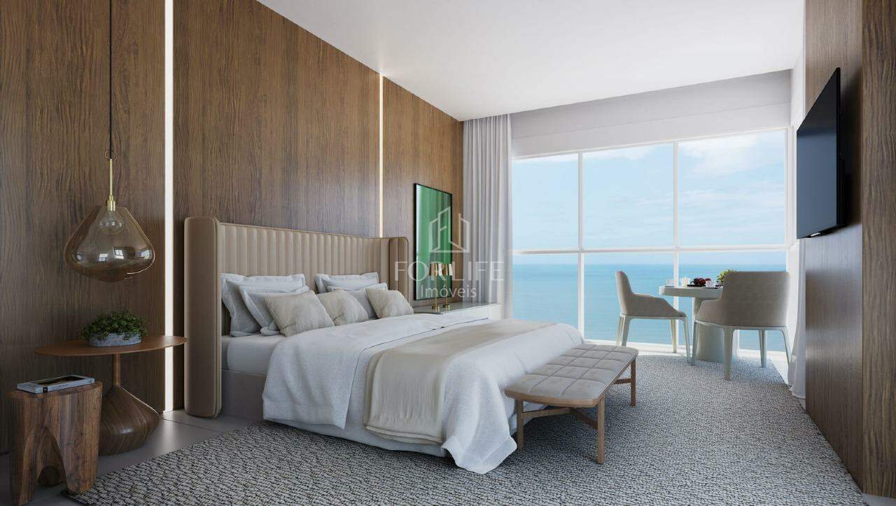 Apartamento à venda no Meia Praia: 
