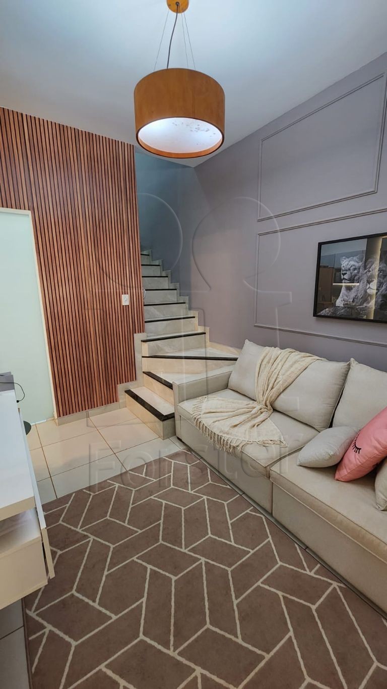 CASA EM CONDOMINIO à venda no Geada: Foto