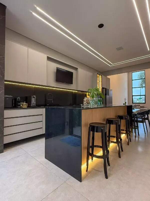 CASA EM CONDOMINIO à venda no RESIDENCIAL FAZENDA ITAPEMA: 