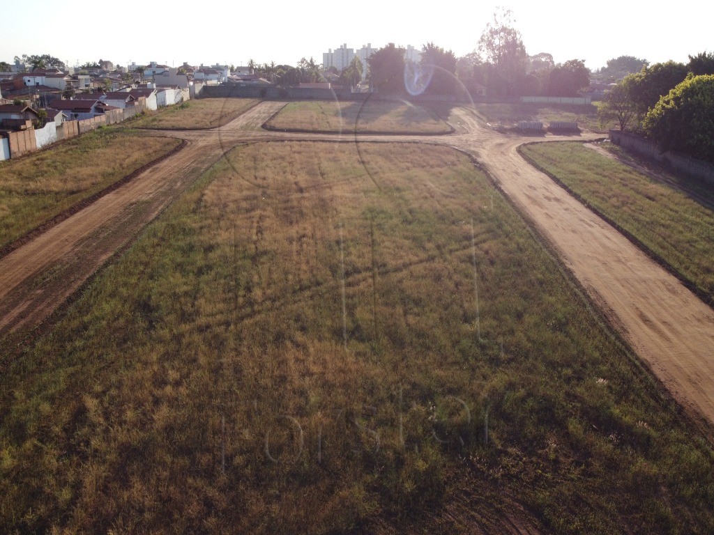 TERRENO à venda no JARDIM RESIDENCIAL SANTO EXPEDITO: Foto 07