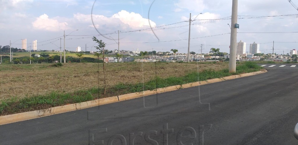 TERRENO à venda no Terras de São Bento III: Foto 01