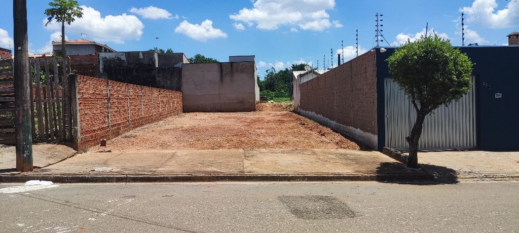 TERRENO à venda no JARDIM CAMPO VERDE I: Foto