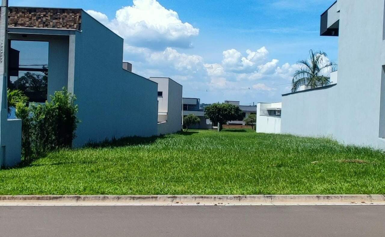 Lote em condomínio à venda no Condomínio Damha : 