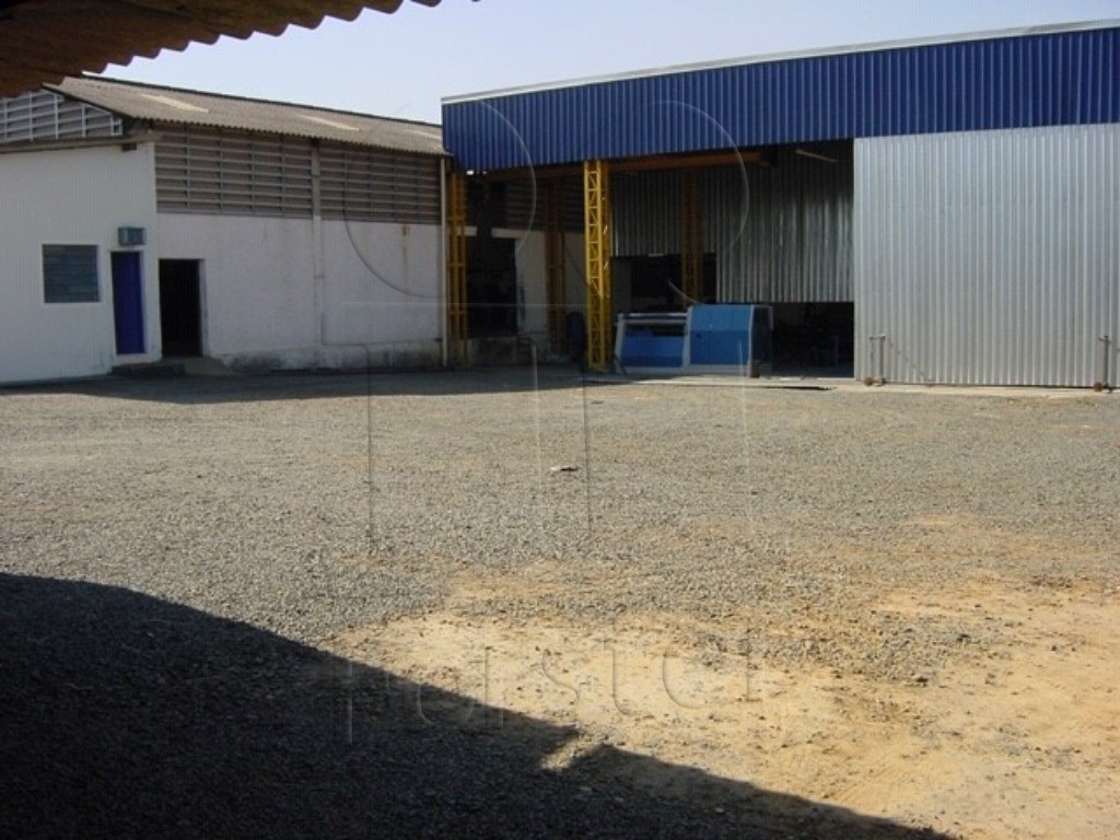 BARRACAO à venda no Bairro dos Pereiras: Foto 01