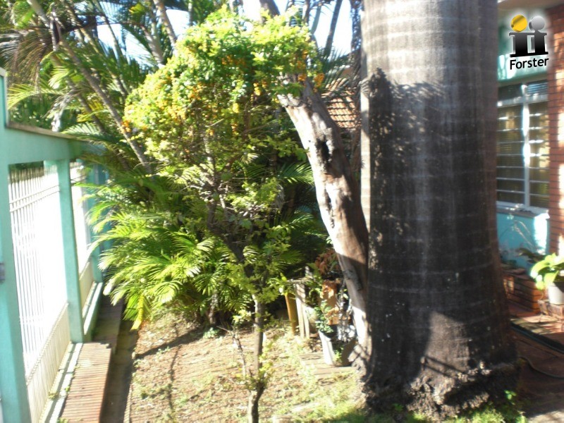 Casa à venda no Centro: JARDIM