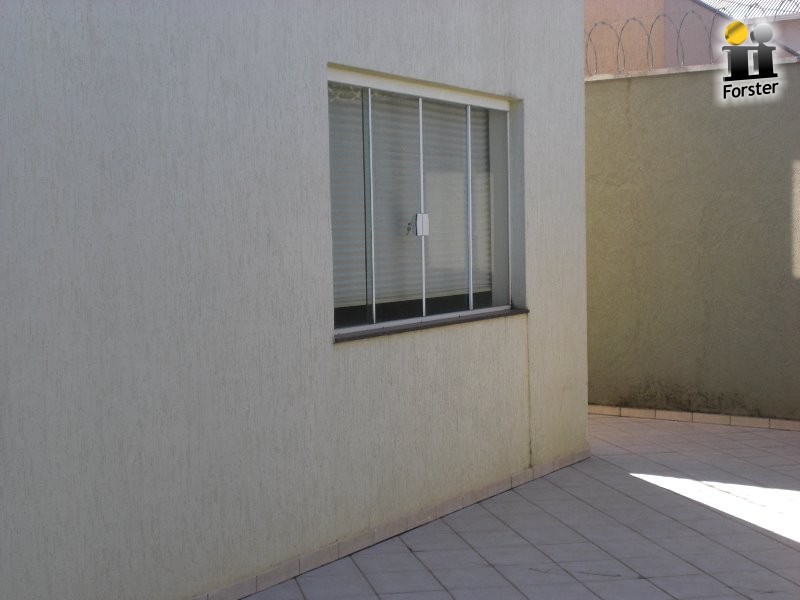 Casa à venda no RESIDENCIAL DO GIRASSOIS: Foto 02