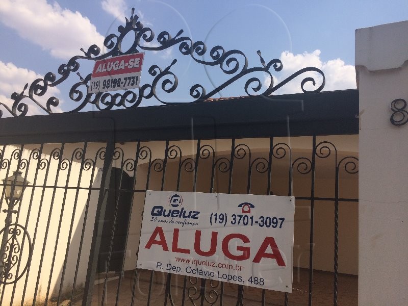 Casa à venda no Centro: 