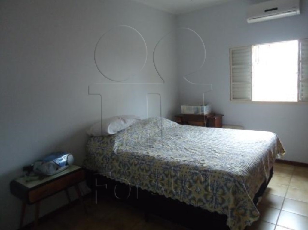 Casa à venda no VILA CLAUDIA: Foto 01