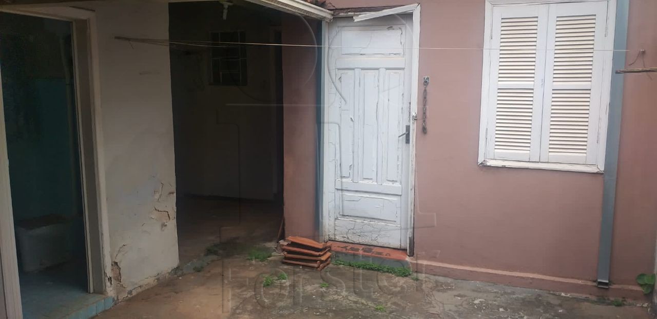 Casa à venda no Centro: Foto