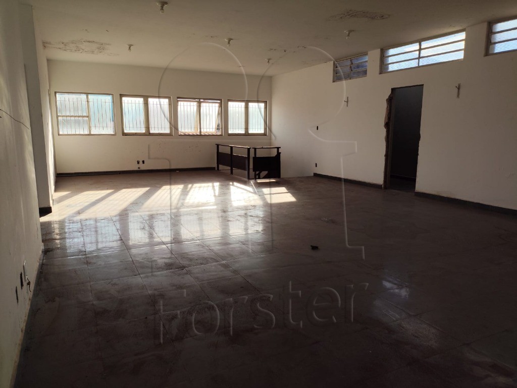 Casa à venda no Centro: Foto 01