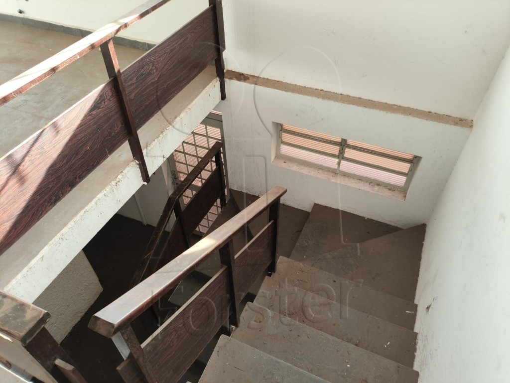 Casa à venda no Centro: Foto 01