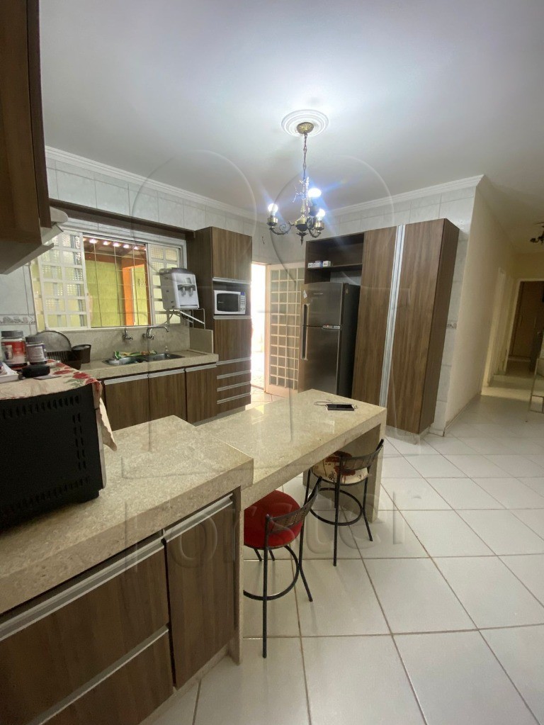 Casa à venda no JARDIM RESIDENCIAL GUIMARÃES: Foto 01