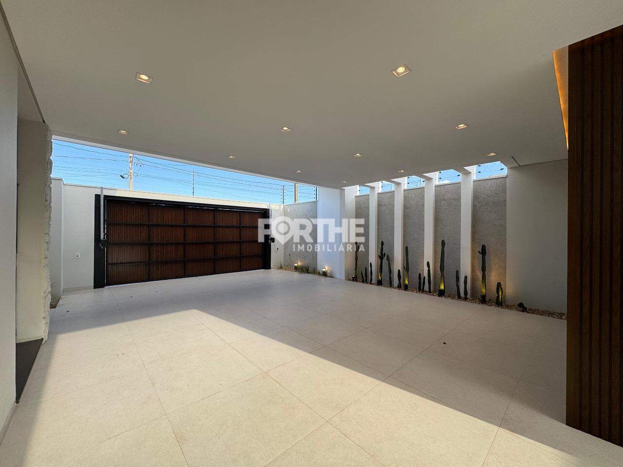 Casa à venda no Colinas Tropical: 