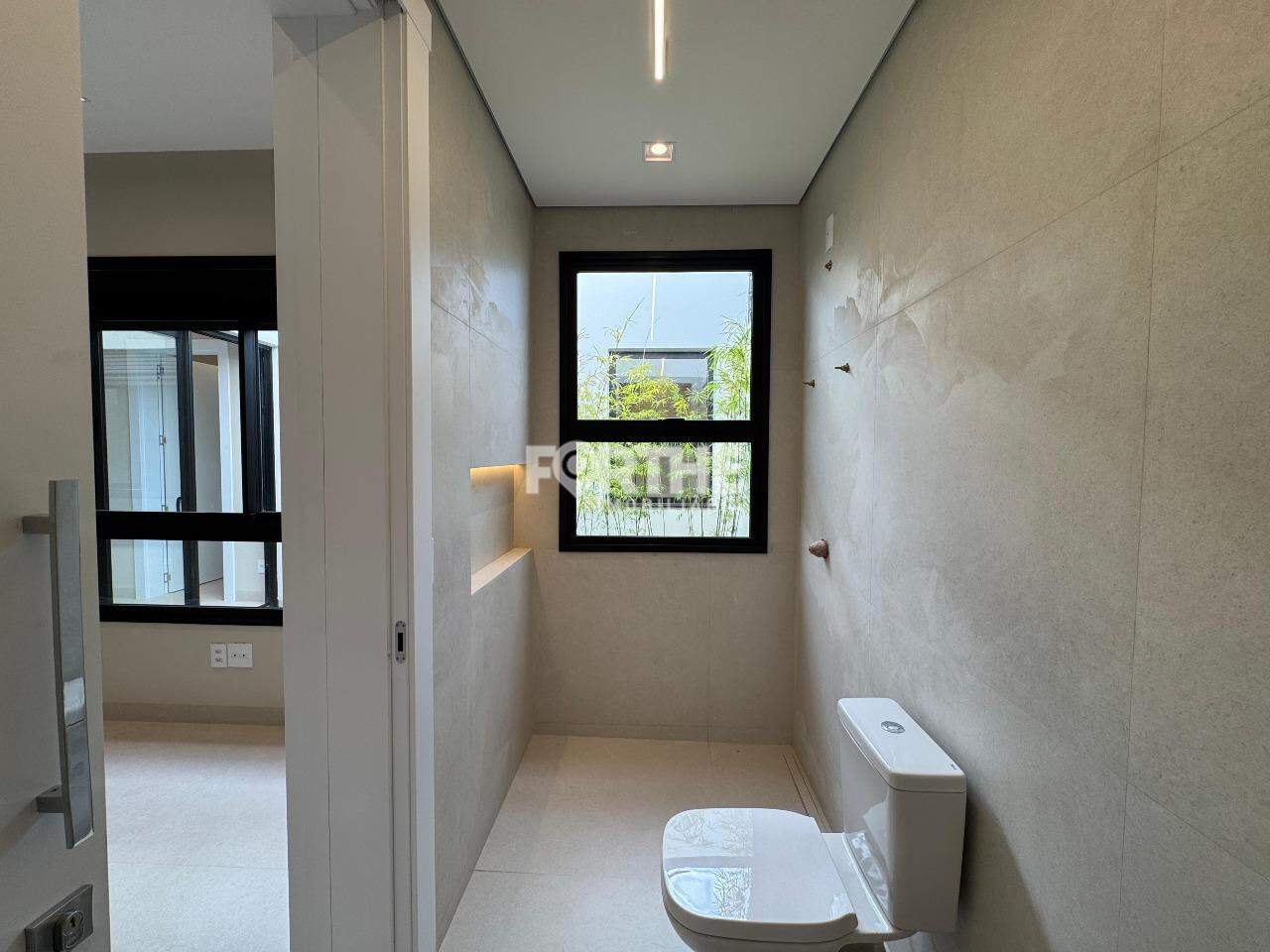 Casa à venda no Colinas Tropical: 