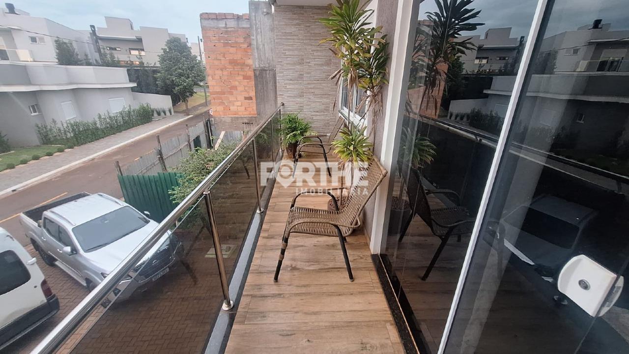 Sobrado em condomínio à venda no FAG: 