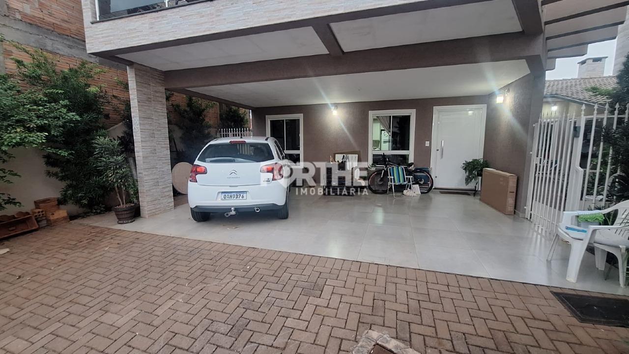 Sobrado em condomínio à venda no FAG: 