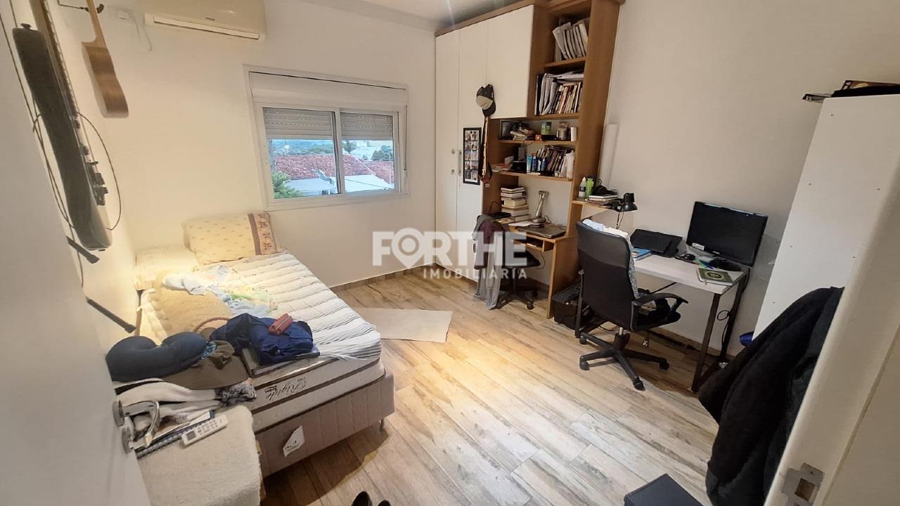 Sobrado em condomínio à venda no FAG: 