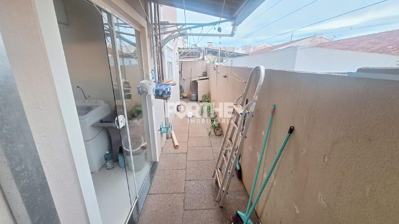 Sobrado em condomínio à venda no FAG: 