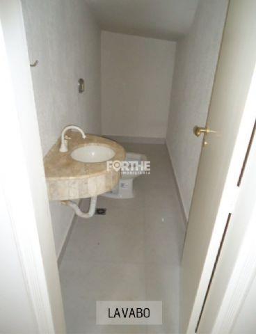 Sobrado em condomínio à venda no Country: