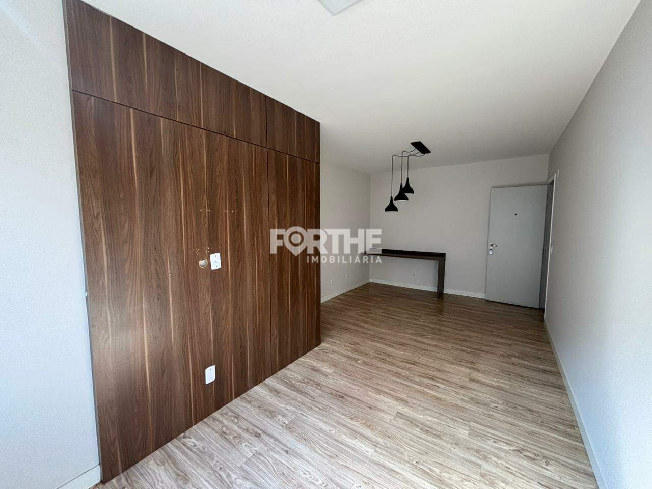 Apartamento para aluguel no Neva: 