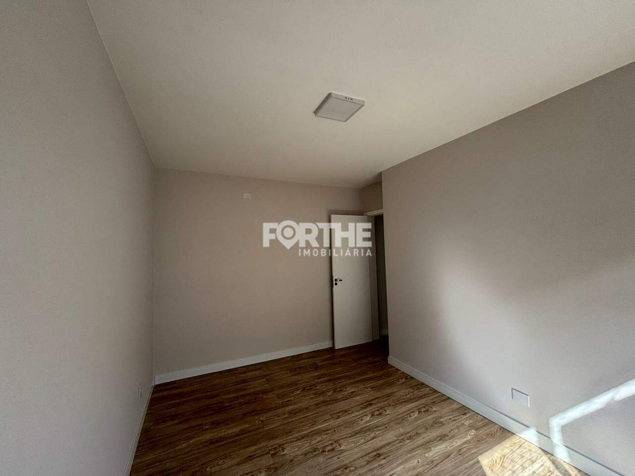 Apartamento para aluguel no Neva: 