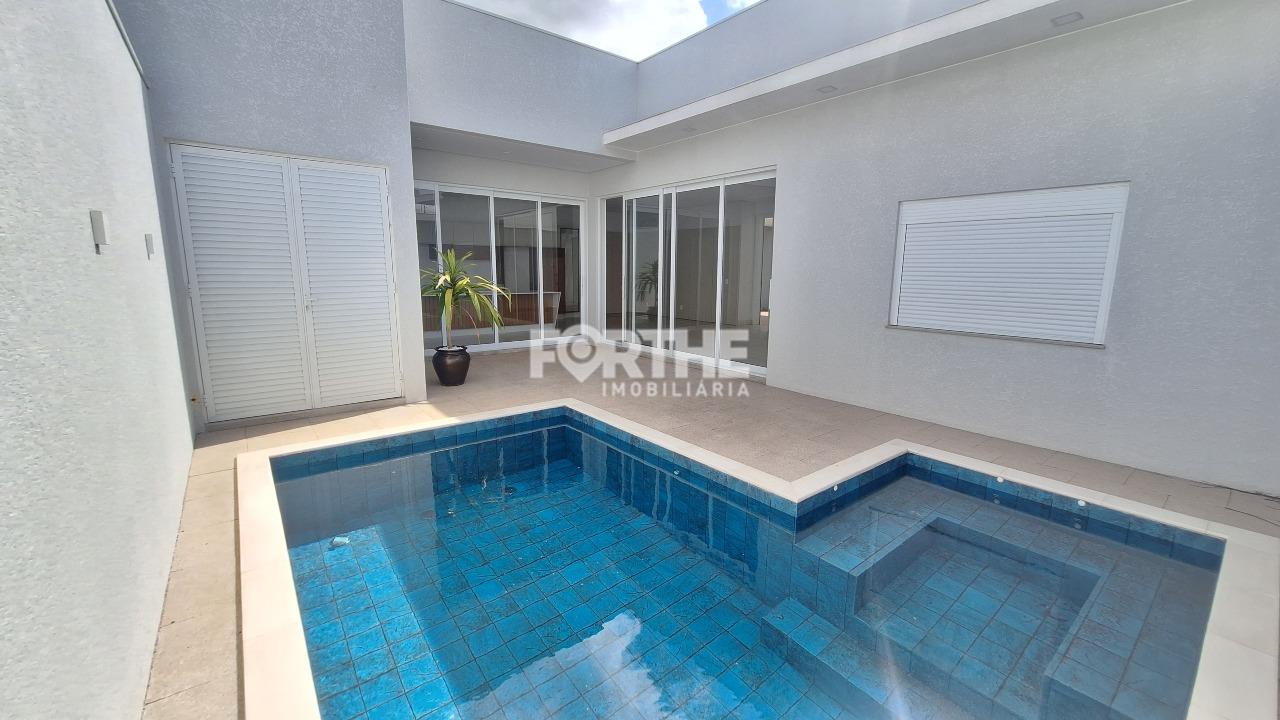 Casa à venda no Recanto Tropical III: 