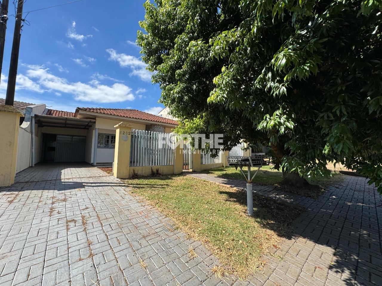 Casa à venda no Região do Lago: 