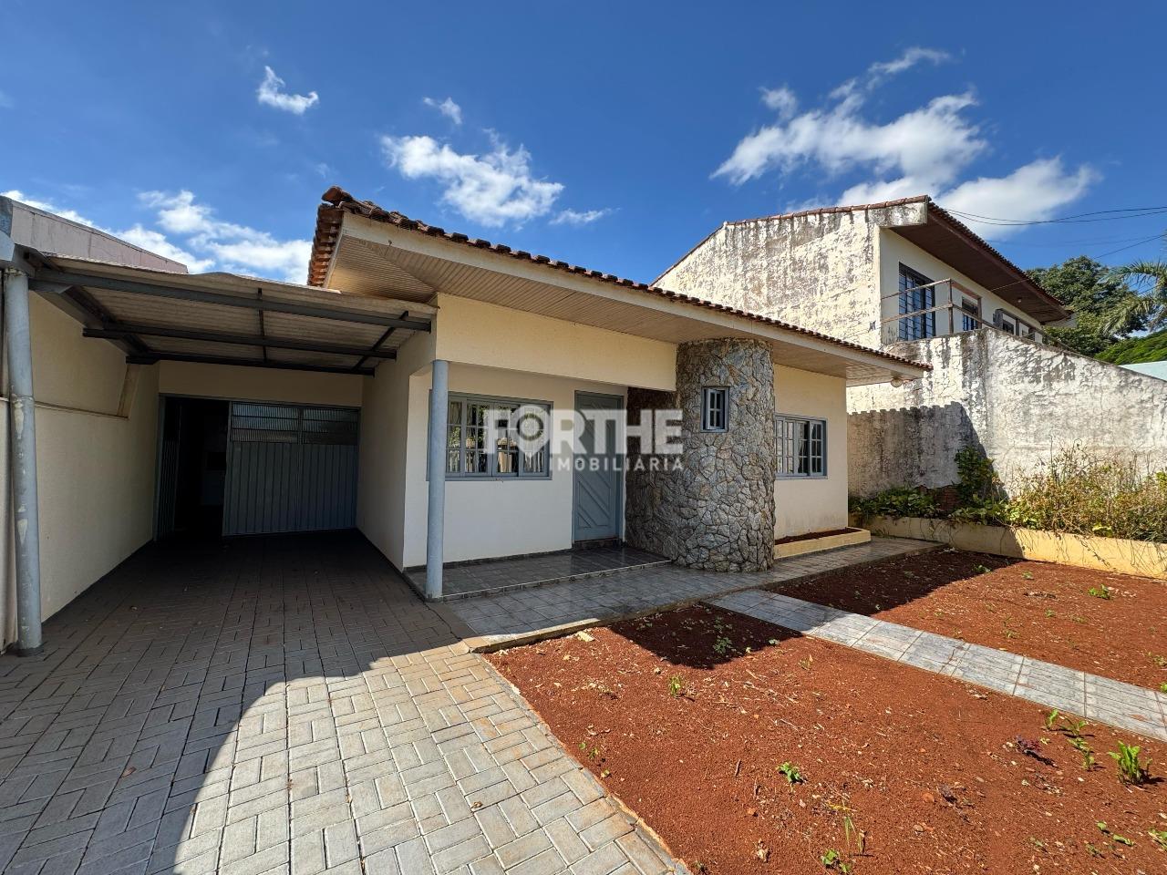 Casa à venda no Região do Lago: 