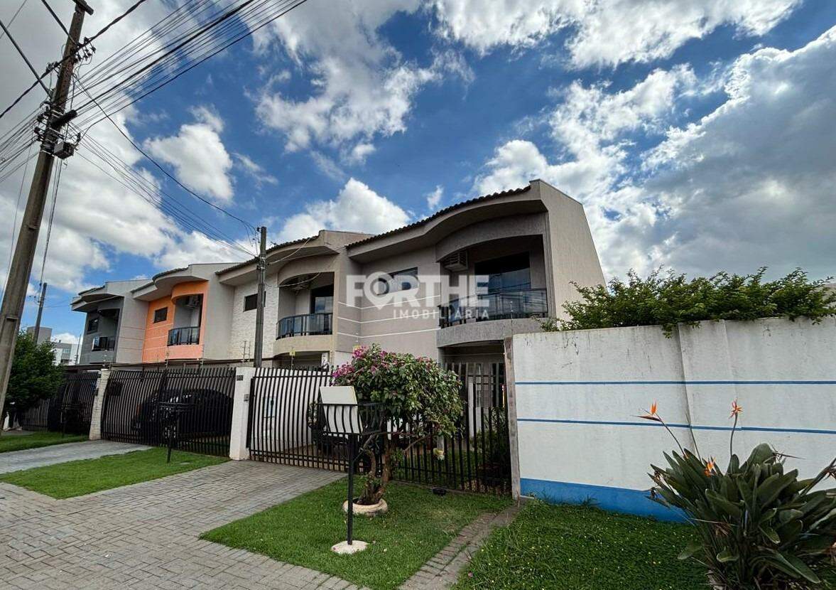 Sobrado 3 Dormitórios Coqueiral 120m²