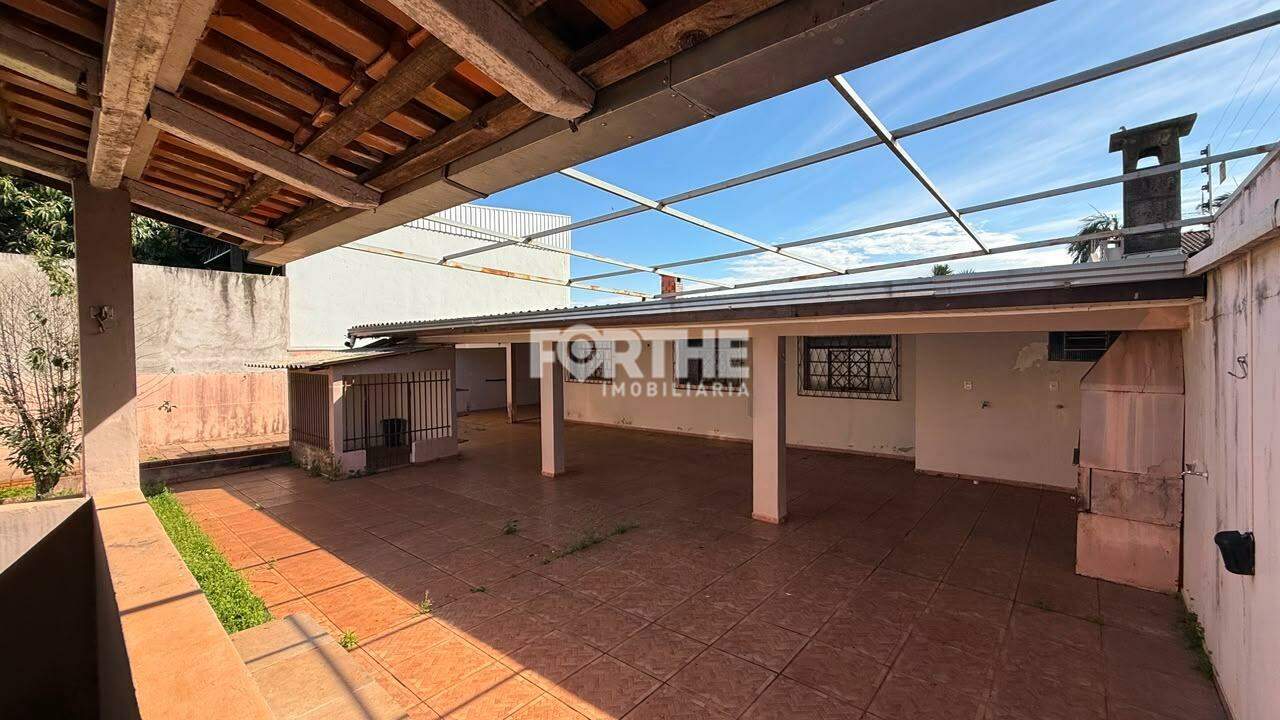 Casa à venda no Recanto Tropical: