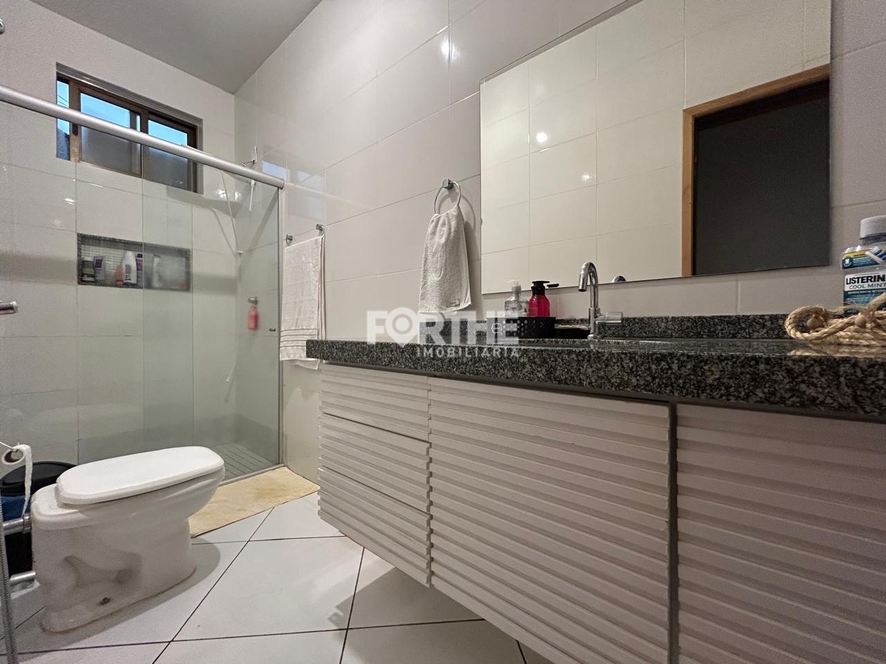 Apartamento à venda no Maria Luiza: 