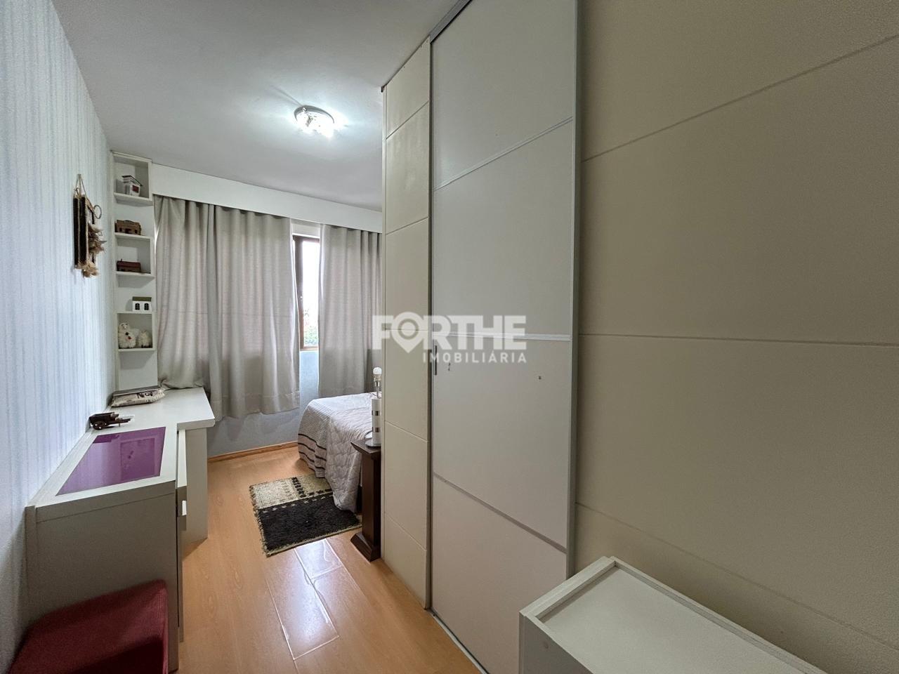 Apartamento à venda no Maria Luiza: 