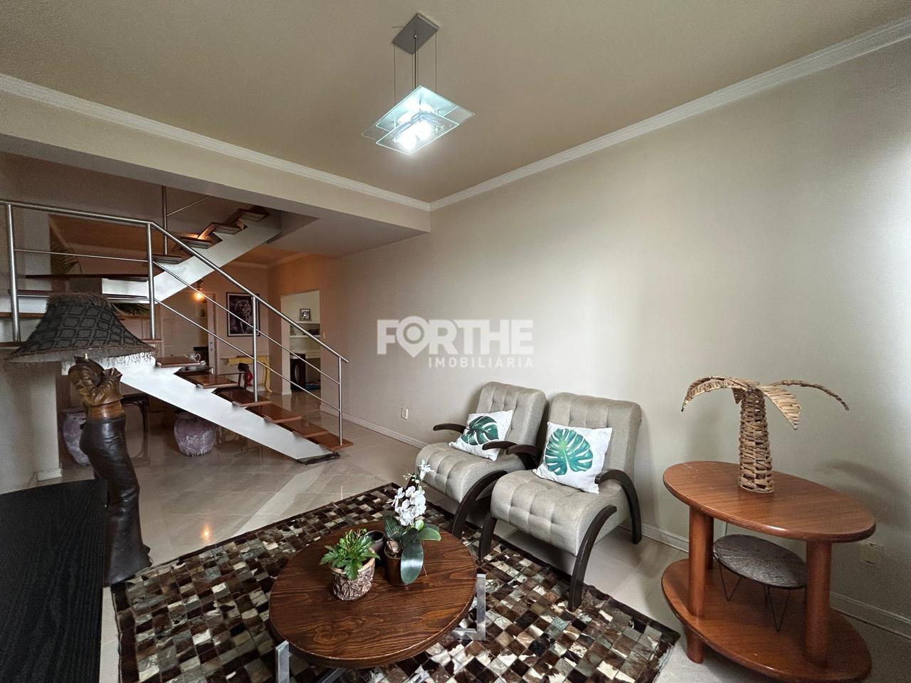 Apartamento à venda no Maria Luiza: 