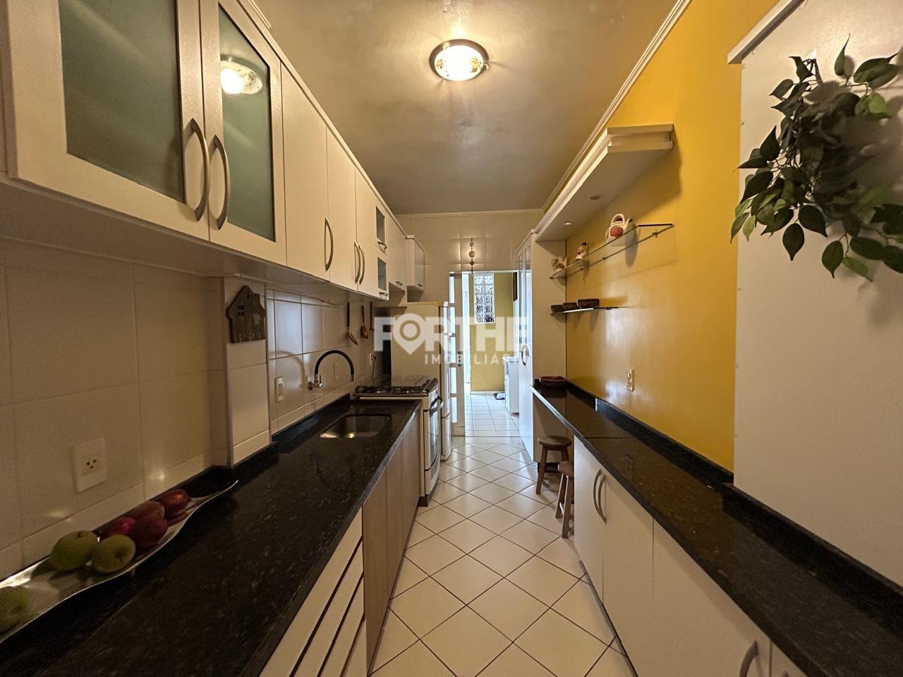 Apartamento à venda no Maria Luiza: 