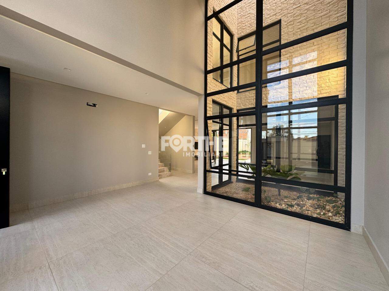 Sobrado à venda no Jardim Nova York: 