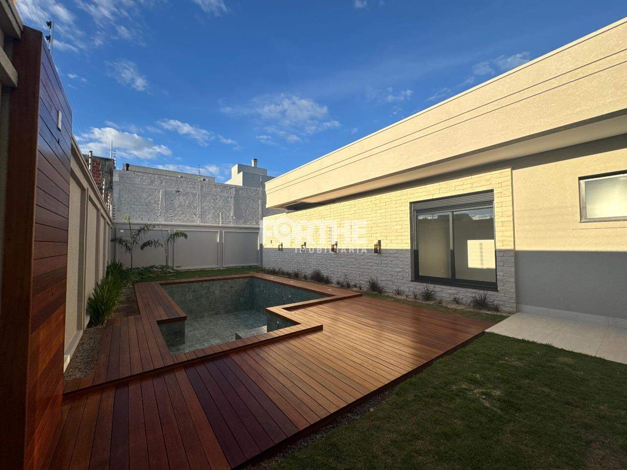 Sobrado à venda no Jardim Nova York: 