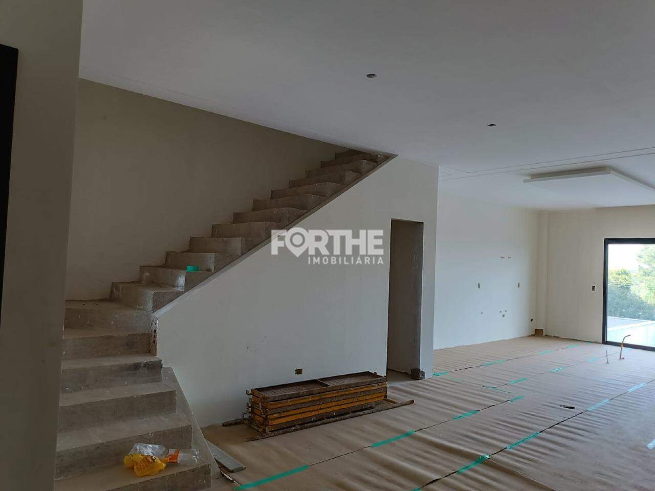 Sobrado 3 Dormitórios Maria Luiza 330m²
