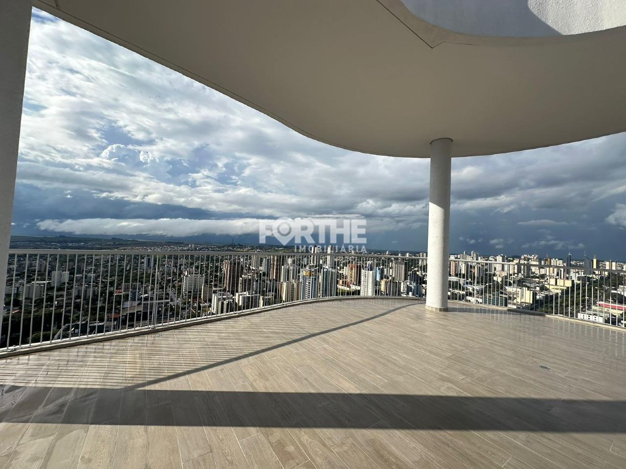 Cobertura à venda no Centro: