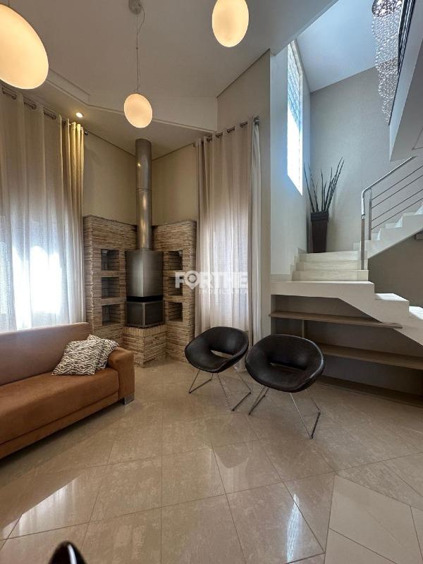 Sobrado em condomínio à venda no Country: 