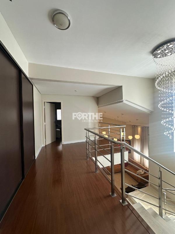 Sobrado em condomínio à venda no Country: 