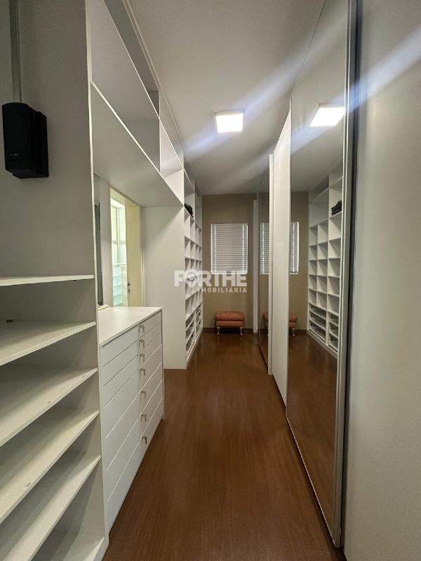 Sobrado em condomínio à venda no Country: 