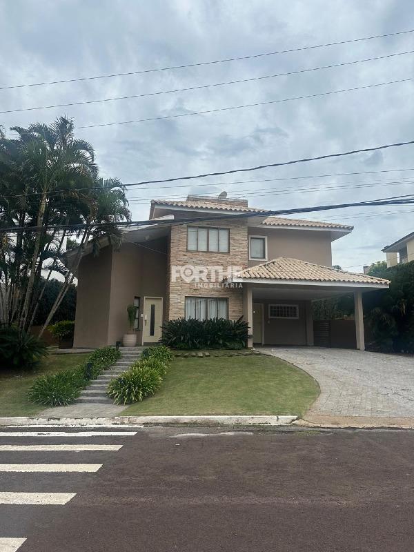 Sobrado em condomínio à venda no Country: 